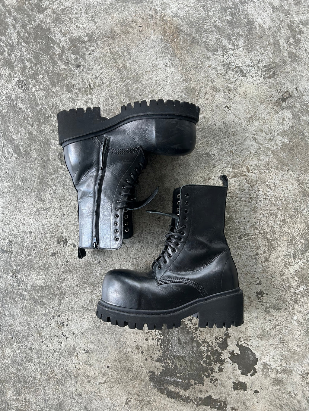 Balenciaga Stomper Boot Pre Owned