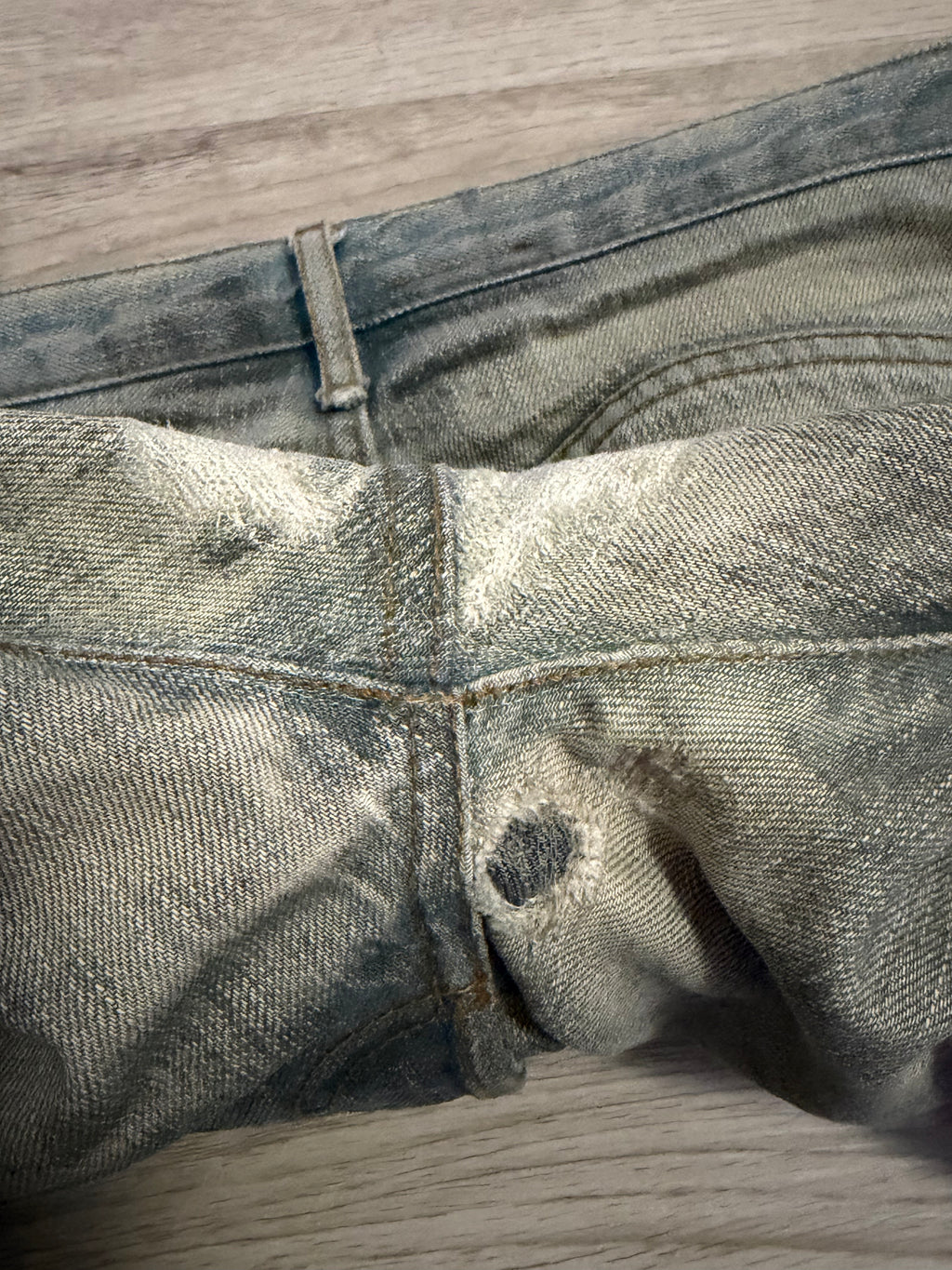 Dior Homme SS04 Dirty Bleu Clair Jeans