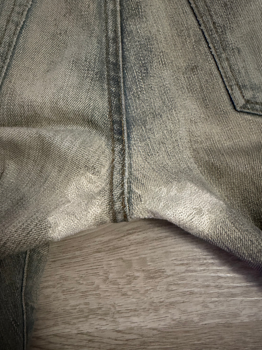 Dior Homme SS04 Dirty Bleu Clair Jeans