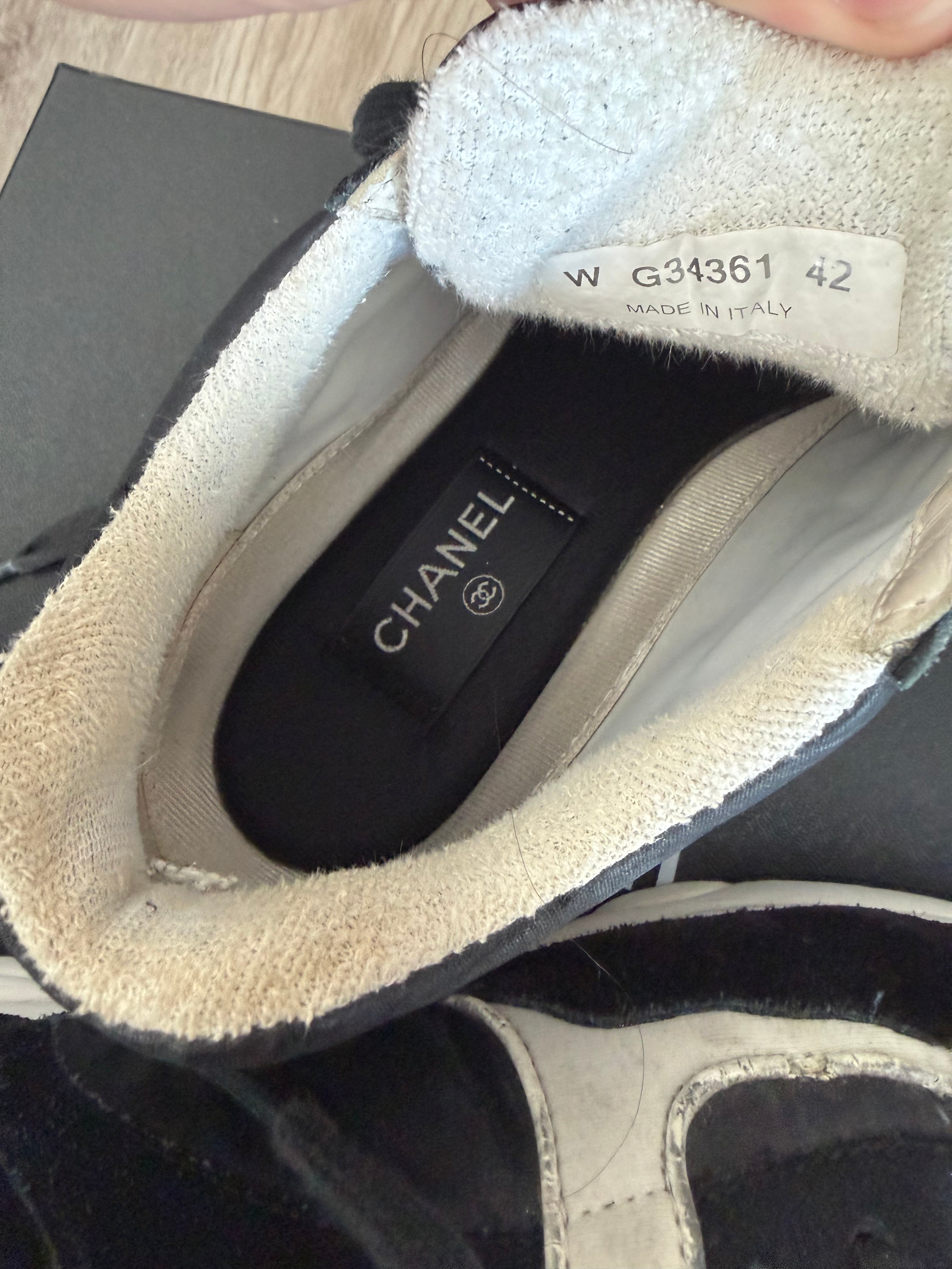 Chanel Sneakers Size 42
