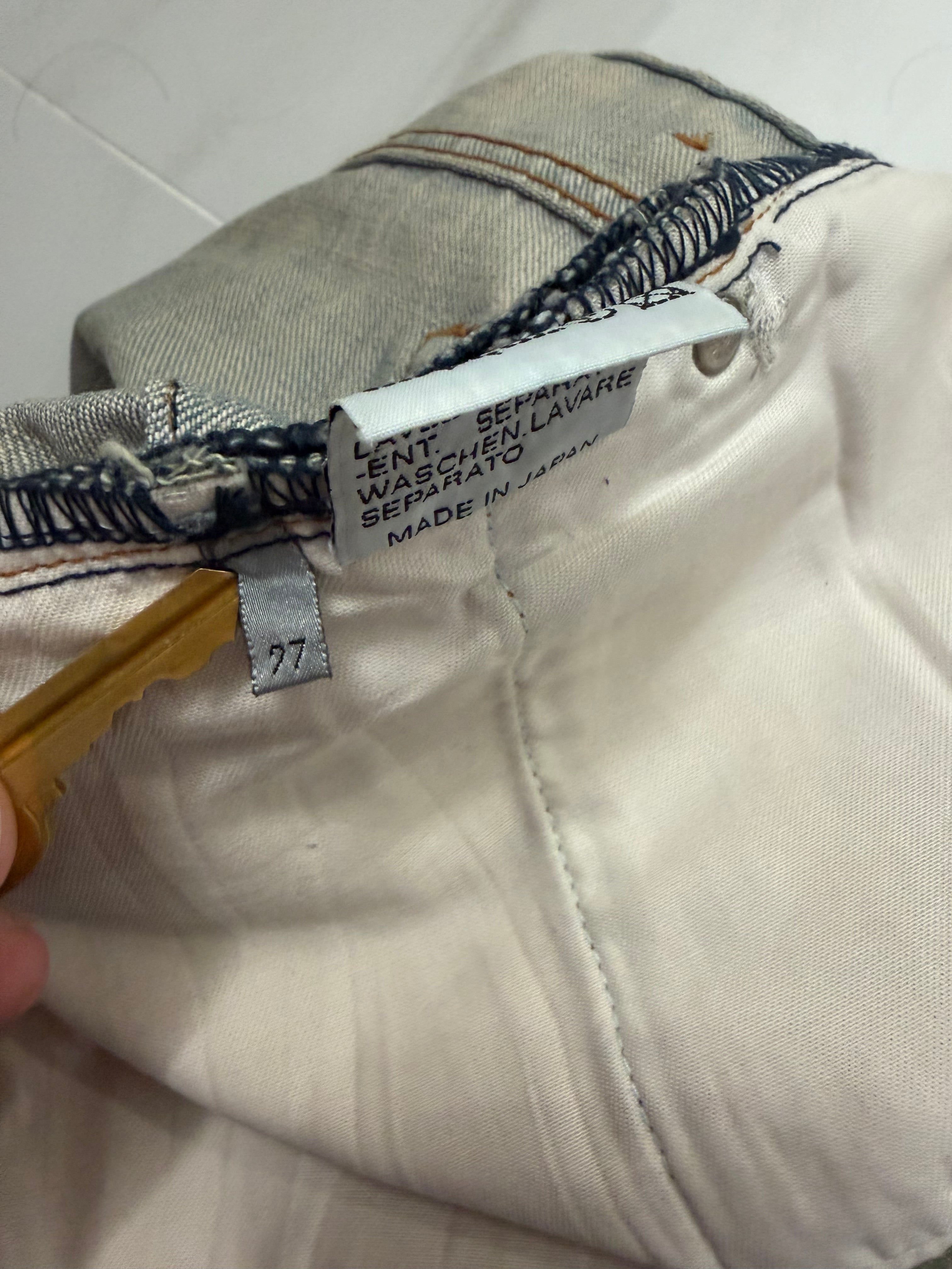 Dior Homme SS04 Dirty Bleu Clair Jeans